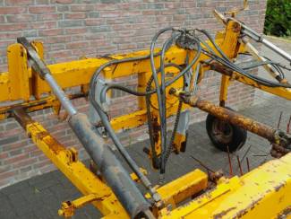 strokenpoetsers Aanaarder voor Tractor