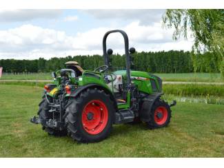 smalspoortractoren Fendt 208 VA Vario S3 Cabrio Smalspoor/Fruitteelttractor