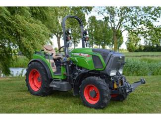 smalspoortractoren Fendt 208 VA Vario S3 Cabrio Smalspoor/Fruitteelttractor