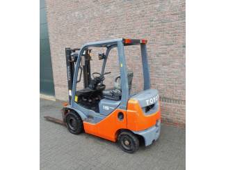 heftrucks stapelaars palletwagens Compacte Diesel Heftruck