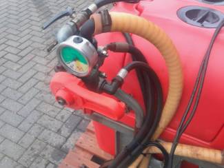 spuitmachines en toebehoren Blowerspuit 200 liter