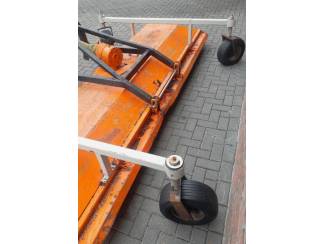 cirkelmaaiers Brede Weidebloter