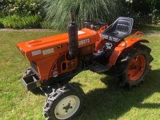 Kubota B7001, 4Wieldrive, 3 cillinder 17 PK,diesel,kenteken