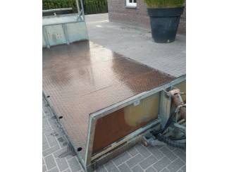 aanhangwagens Platformkar met Stuuras