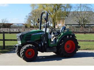 Fendt 207 VA Vario Cabrio Smalspoor/Fruitteelt tractor