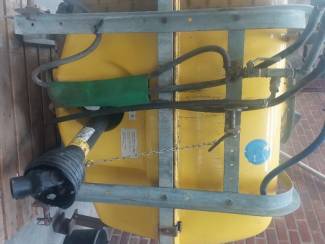 spuitmachines en toebehoren Kwh spuit 450 liter