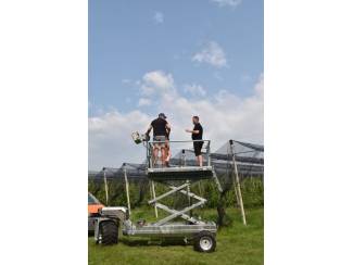 hoogwerkers en plukkoppers Frutec Elektrische hoogwerker.