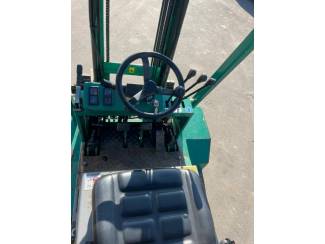 heftrucks stapelaars palletwagens Prins Ruwterreinheftruck te koop / te huur