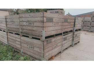 voorraadkisten Te koop 300 gebruikte fruitkisten 1,10 x 1,10 x 0,75
