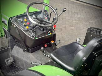 smalspoortractoren Fendt 250v, 4x4, 5831 uur, cabrio