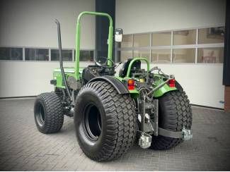 smalspoortractoren Fendt 250v, 4x4, 5831 uur, cabrio