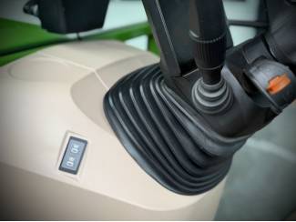 smalspoortractoren Fendt 210v Gen3 1690 uur