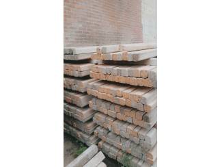 boompalen en toebehoren Te koop betonpalen div. afmetingen