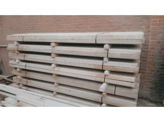boompalen en toebehoren Te koop betonpalen div. afmetingen