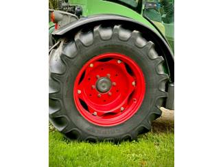 smalspoortractoren Fendt 211 V Vario Profi Smalspoor/Fruitteelt tractor
