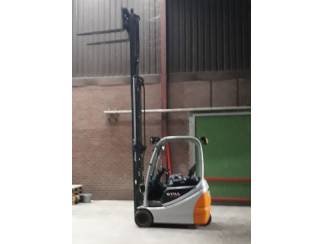 heftrucks stapelaars palletwagens Still RX 20-16