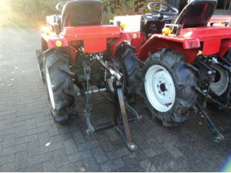 pluktreintractoren 12 stuks Yanmar F15