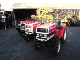 pluktreintractoren 12 stuks Yanmar F15