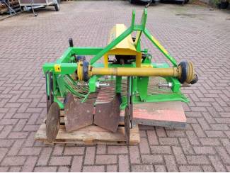 Diverse machines 1 rij bomet voorraad rooier