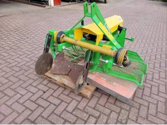 Diverse machines 1 rij bomet voorraad rooier