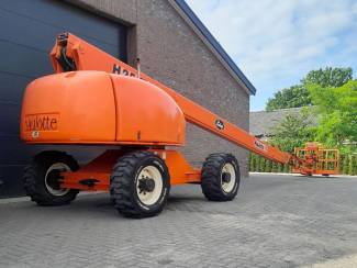 hoogwerkers en plukkoppers Grote Diesel Hoogwerker