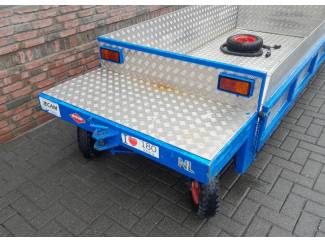 aanhangwagens Compacte Dieplader