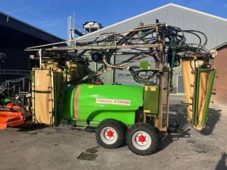 drie rijer spuit Munckhof M-Topline 3-rijige boomgaardspuit