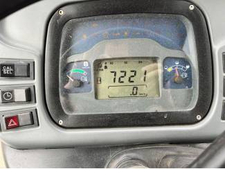 smalspoortractoren New Holland TN75VA smalspoortrekker - 2005