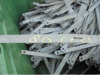 boompalen en toebehoren Dwars strippen voor V haag , 80 cm breed.