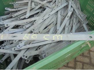 boompalen en toebehoren Dwars strippen voor V haag , 80 cm breed.