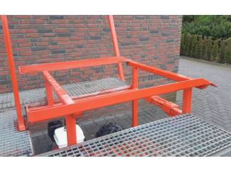 hoogwerkers en plukkoppers Rijenvolgende Terreinhoogwerker