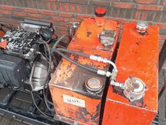 hoogwerkers en plukkoppers Snoeiplateau voor Ruwterrein