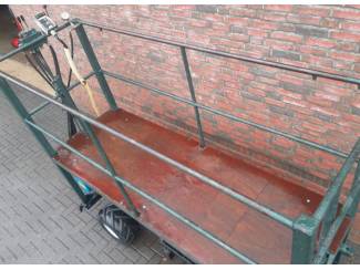 hoogwerkers en plukkoppers Snoeiplateau voor Ruwterrein