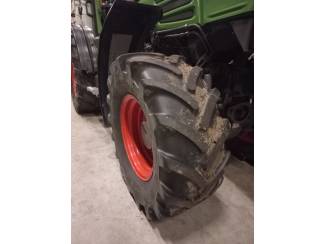 smalspoortractoren Fendt banden/velgen 440/65 R 24  320/65R 16