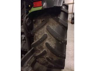smalspoortractoren Fendt banden/velgen 440/65 R 24  320/65R 16