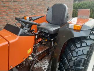 smalspoortractoren Wendbare Tractor met Grasbanden