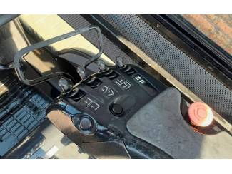 heftrucks stapelaars palletwagens Compacte Diesel Heftruck met Cabine