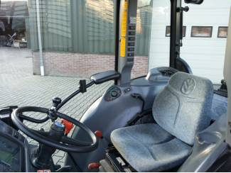 smalspoortractoren New Holland TN 95 NA