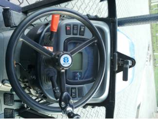 smalspoortractoren New Holland TN 95 NA