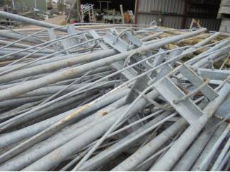 Dwars schoor voor V haag