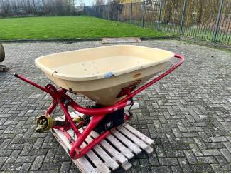 kunstmeststrooiers Vicon pendelstrooier