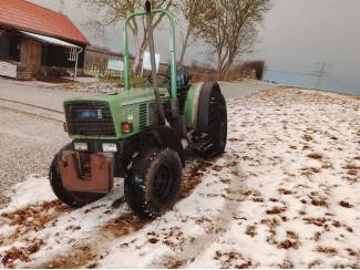 smalspoortractoren fendt 275 v smalspoortrekker