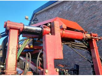 spuitmachines en toebehoren Portaaltractor 4WD + Werktuigen