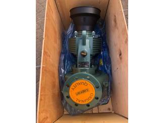 beregening en toebehoren Nieuwe Caprari aftakas pompen los in de krat geleverd,