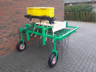 kunstmeststrooiers Aangedreven Wiedeg met Opbouw Strooier