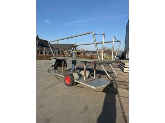 hoogwerkers en plukkoppers Boreco hoogwerker