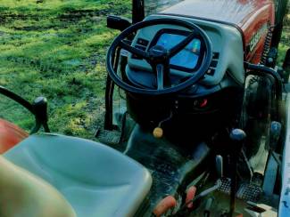 smalspoortractoren Te Koop Case Quantum 75v bj 2013  4500 uur