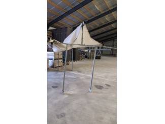 hoogwerkers en plukkoppers Boreco lift en dak