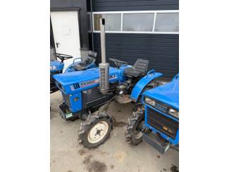 pluktreintractoren Iseki TX1410 pluktreintrekkers