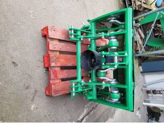 Spitmachine Geo DGG 100 spitmachine